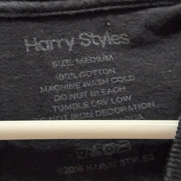 Harry Styles Live on Tour 2018 T-Shirt Size Medium - Picture 3 of 3